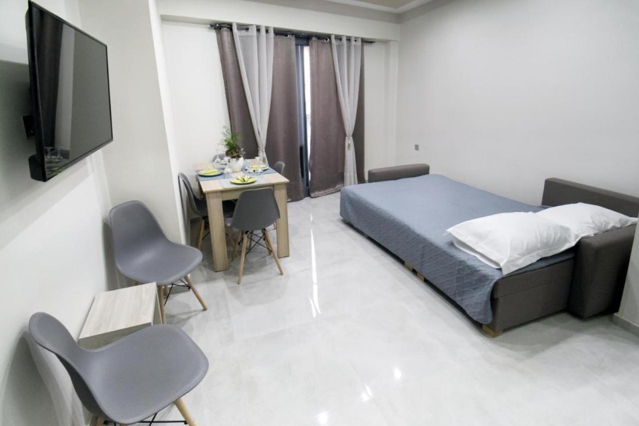 Nick And Helen Apartment Perivolia  ภายนอก รูปภาพ