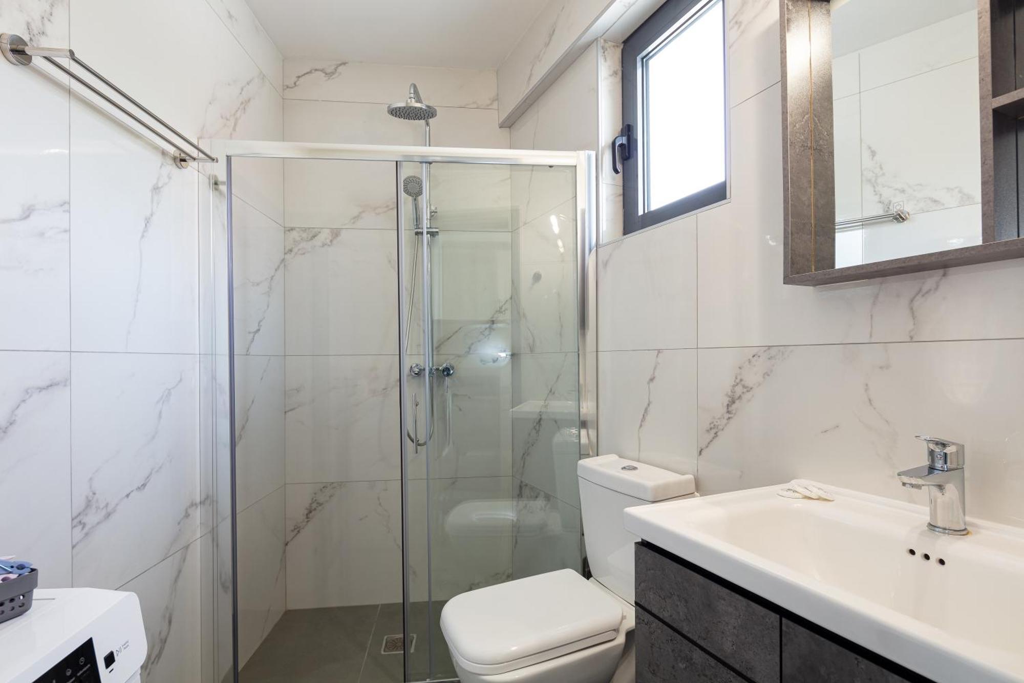 Nick And Helen Apartment Perivolia  ภายนอก รูปภาพ