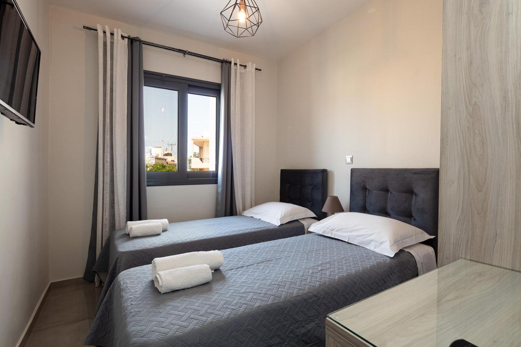 Nick And Helen Apartment Perivolia  ภายนอก รูปภาพ